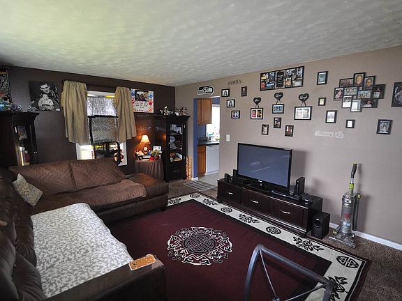 5th image of 18517 E Bow Ave