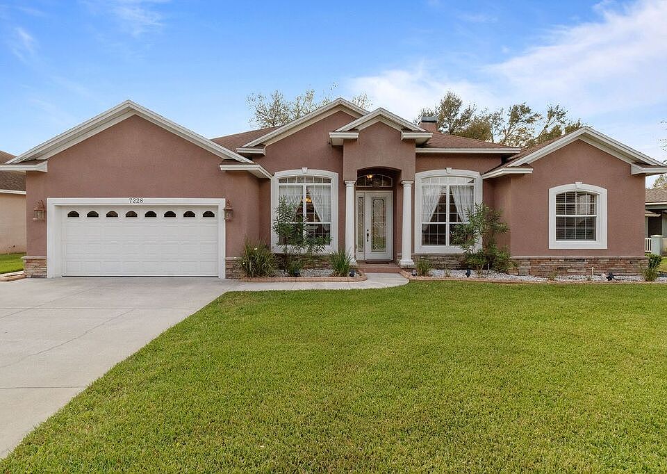 1st image of 7228 Remington Oaks Dr