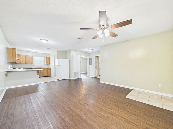 3rd image of 1815 Eraste Landry Rd #103A