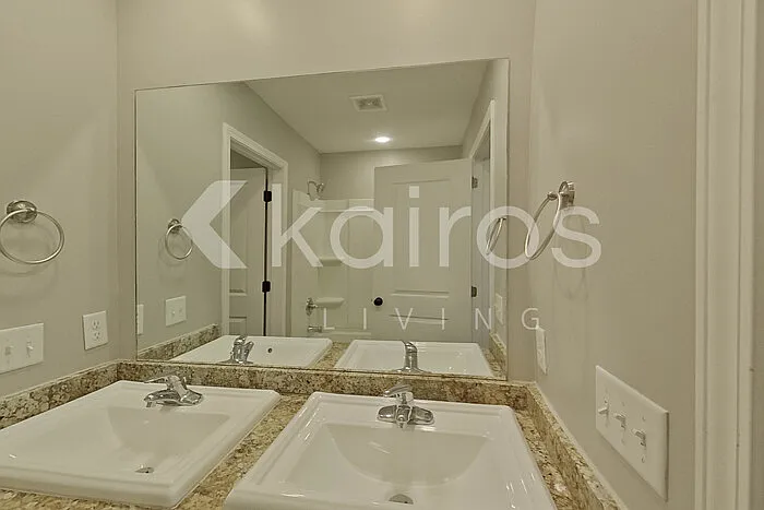 124 Cottage Grove Rd — Photo 15