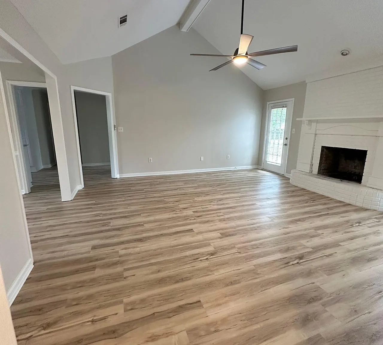 3 bed, 1513 sqft, $2,250 — Photo 2