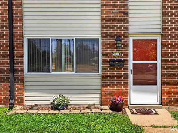 2nd image of 9191 Villaridge Ct
