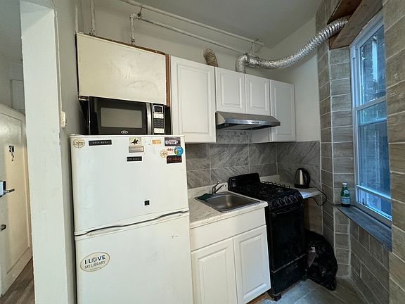 5th image of 44 Canal St #3W