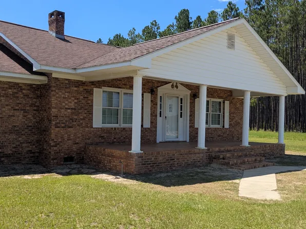 4829 Winky Trl, Blackshear, GA 31516