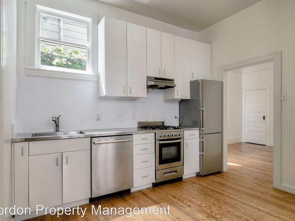 1st image of 2644 Hyde St