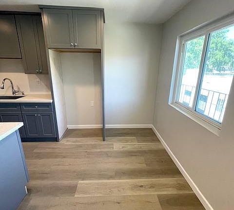4th image of 00-1614 N Henderson Ave #10