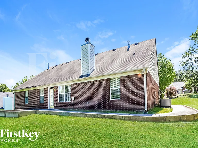 830 James Ridge Dr — Photo 15
