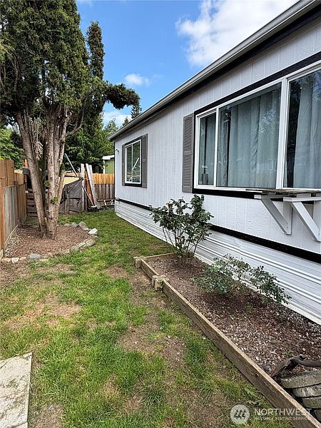 4th image of 602 29th Street SE #68