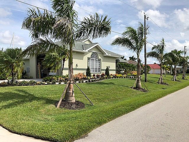 2nd image of 1212 Spoonbill Dr