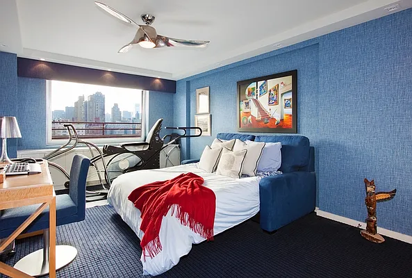 Sold by Aclawrence | media 31