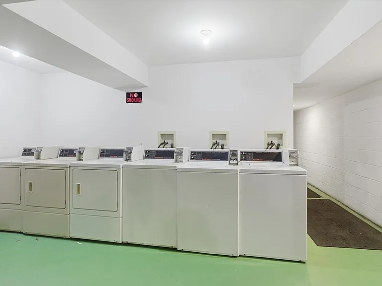 4518 N Sheridan Rd #2C — Photo 8