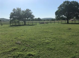 612 S Mock St, Prairie grove, AR 72753