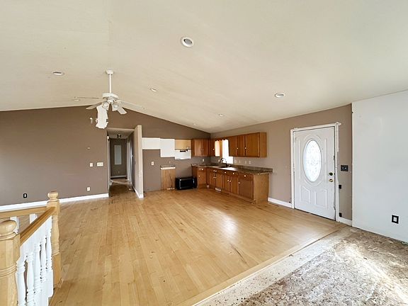 5th image of 1612 Derby Ave NW