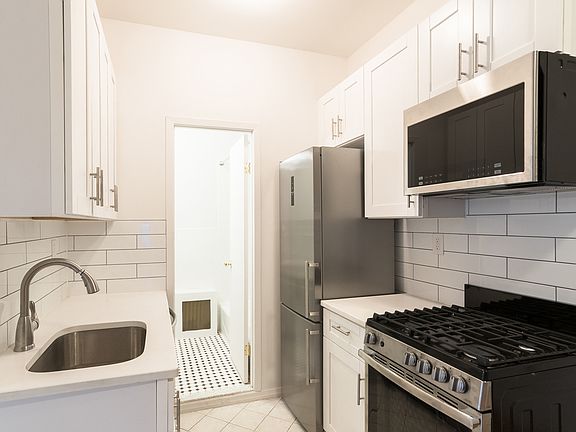 2nd image of 171 E 99th St #3A