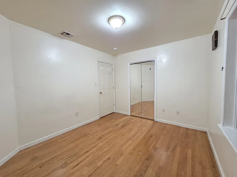 27 Jewett Ave #2 — Photo 14