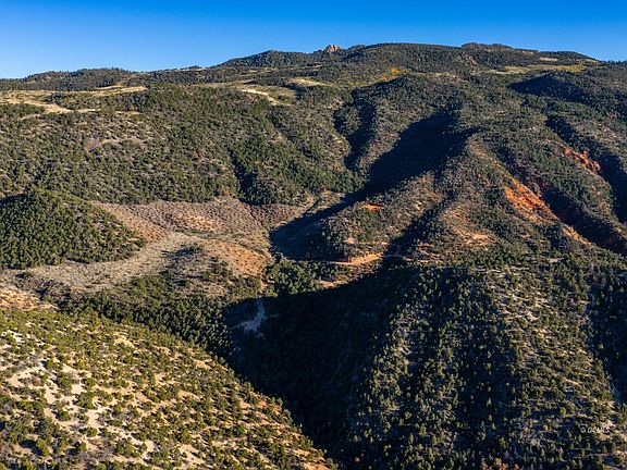 4th image of S Red Canyon Dr
