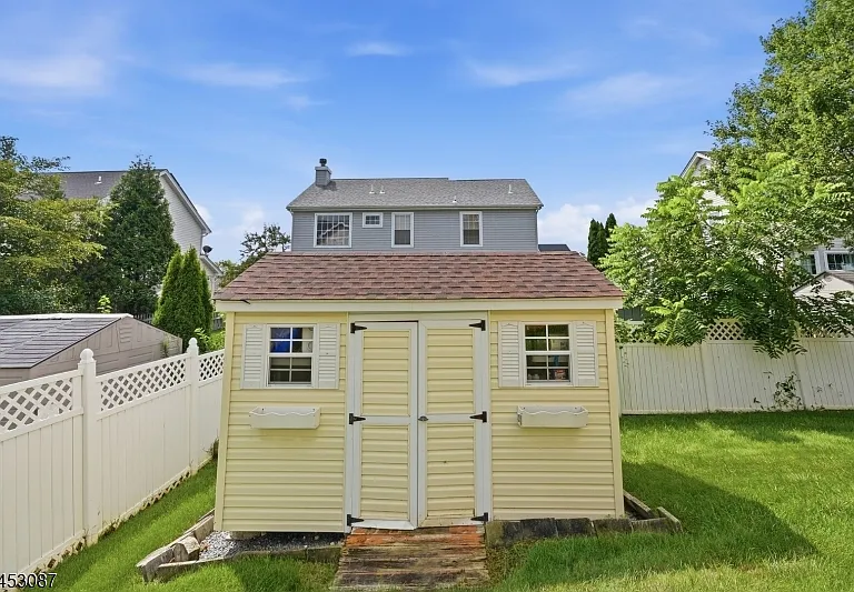 17 Grant Way — Photo 27