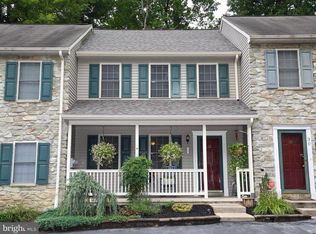 32 Deep Hollow Ln, Lancaster, PA 17603
