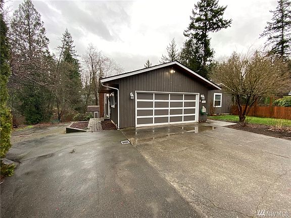 2nd image of 12700 48th Dr NE