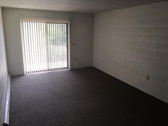5th image of 630 NE Maiden Ln APT 23