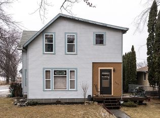 945 Maple St, Waukee, IA 50263