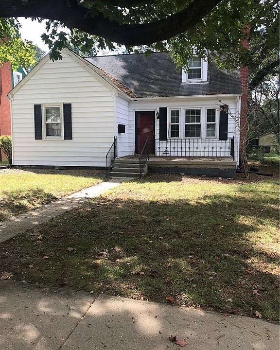 1st image of 606 W 32nd St