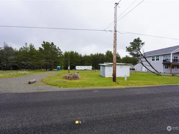 29102 H Street, Ocean Park, WA 98640