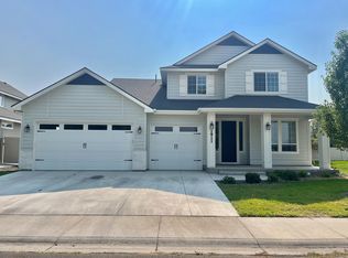 1911 W Wind Drift St, Meridian, ID 83646
