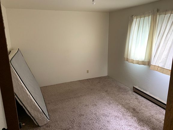 4th image of 18235 73rd Ave NE #6
