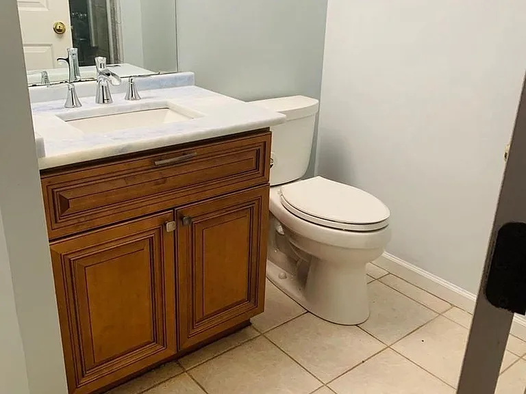 5946 Edgehill Ct — Photo 10