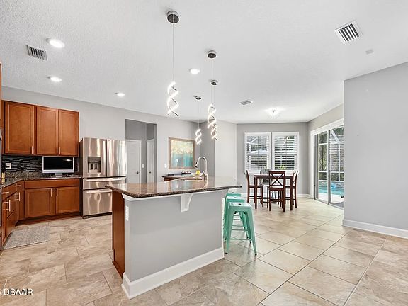 4th image of 149 Pergola Pl