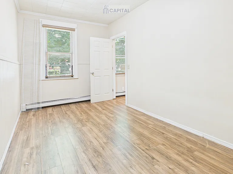 111 Victory St #1 — Photo 10