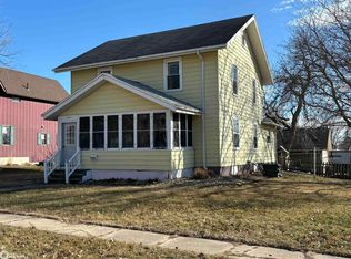 902 2nd Ave, Ackley, IA 50601