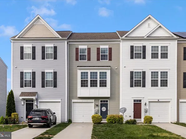 13114 Nittany Lion Cir, Hagerstown, MD 21740