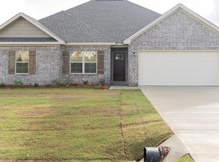 2476 Fox Ridge Dr, Prattville, AL 36067