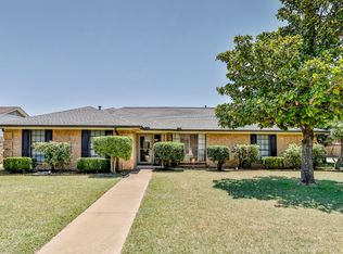 6700 Oliver Dr, North Richland Hills, TX 76180