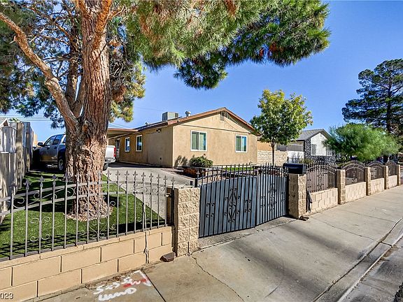 4th image of 2221 Melinda Ave
