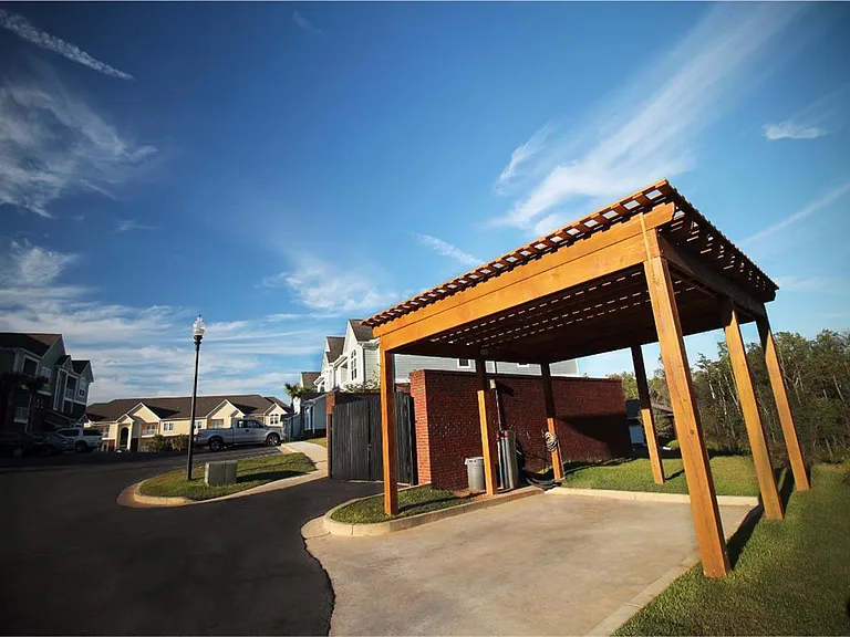 Cypress Cove Apartment Homes — Photo 37