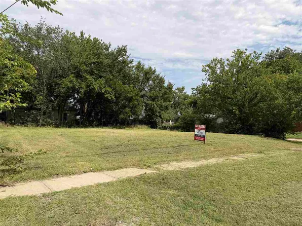 502 SW H Ave, Lawton, OK 73501