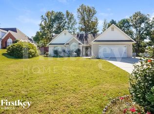 77 Pebble Creek Dr, Newnan, GA 30265