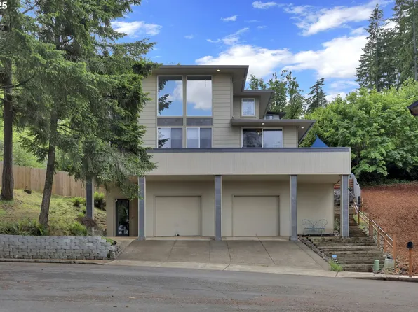 77 Bangle Ct, Cottage Grove, OR 97424