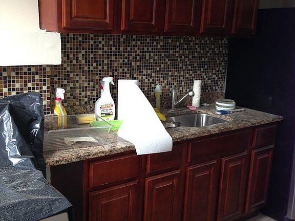 5th image of 214 14th St #A