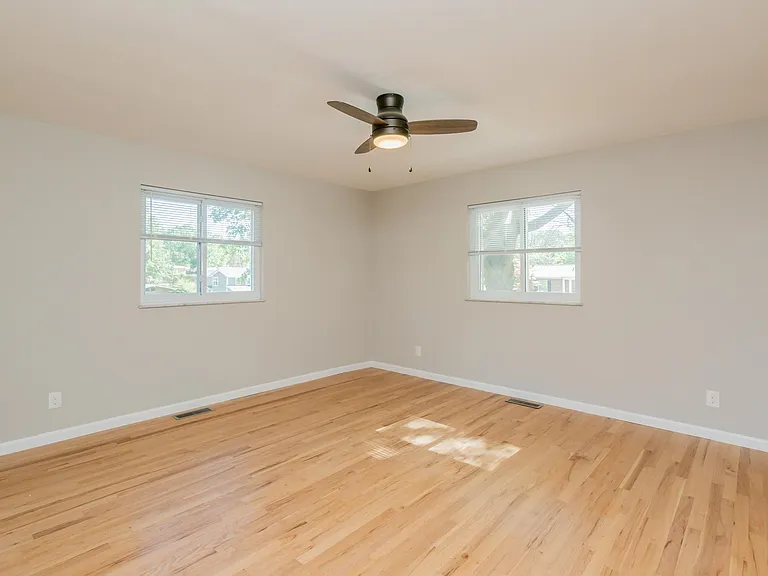 74 Morwood Ln — Photo 27