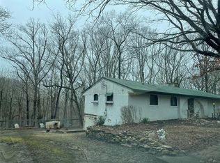 5600 N County Road 1800e St, Charleston, IL 61920