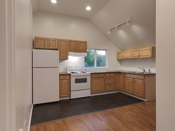 4th image of 1303 Elizabeth Ave Unit A