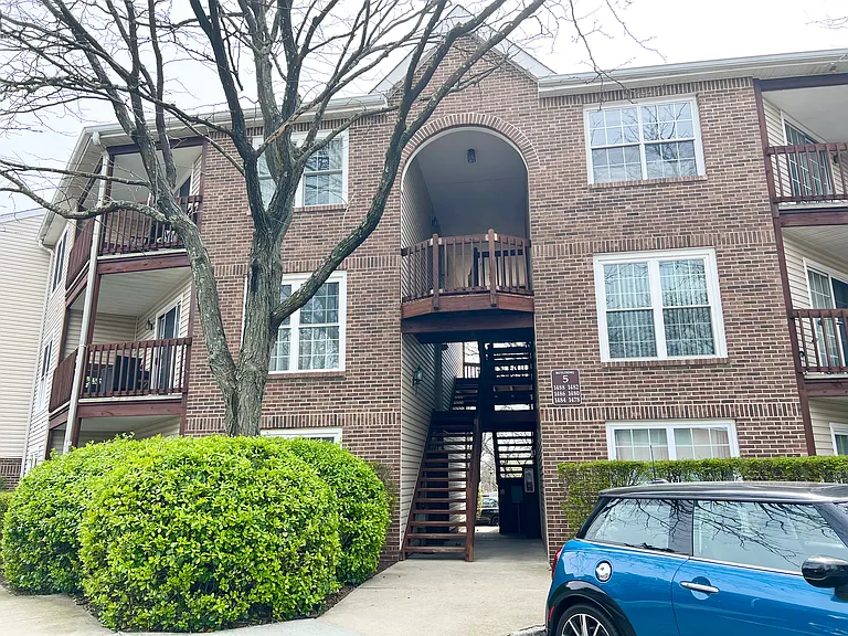 1484 Westgate Dr — Photo 19