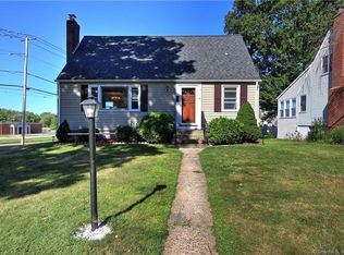 8 Central Ave, West Haven, CT 06516