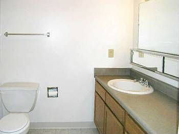 3rd image of 10500 E 42nd St