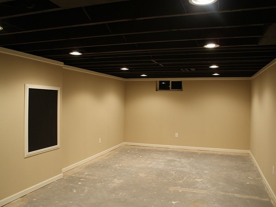 1st image of 366 N Jackson Ave
