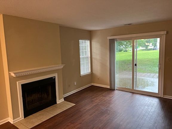 4th image of 825 Selwyn Place Rd